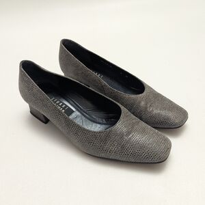 Stuart Weitzman Women's Gray Block Heels 8